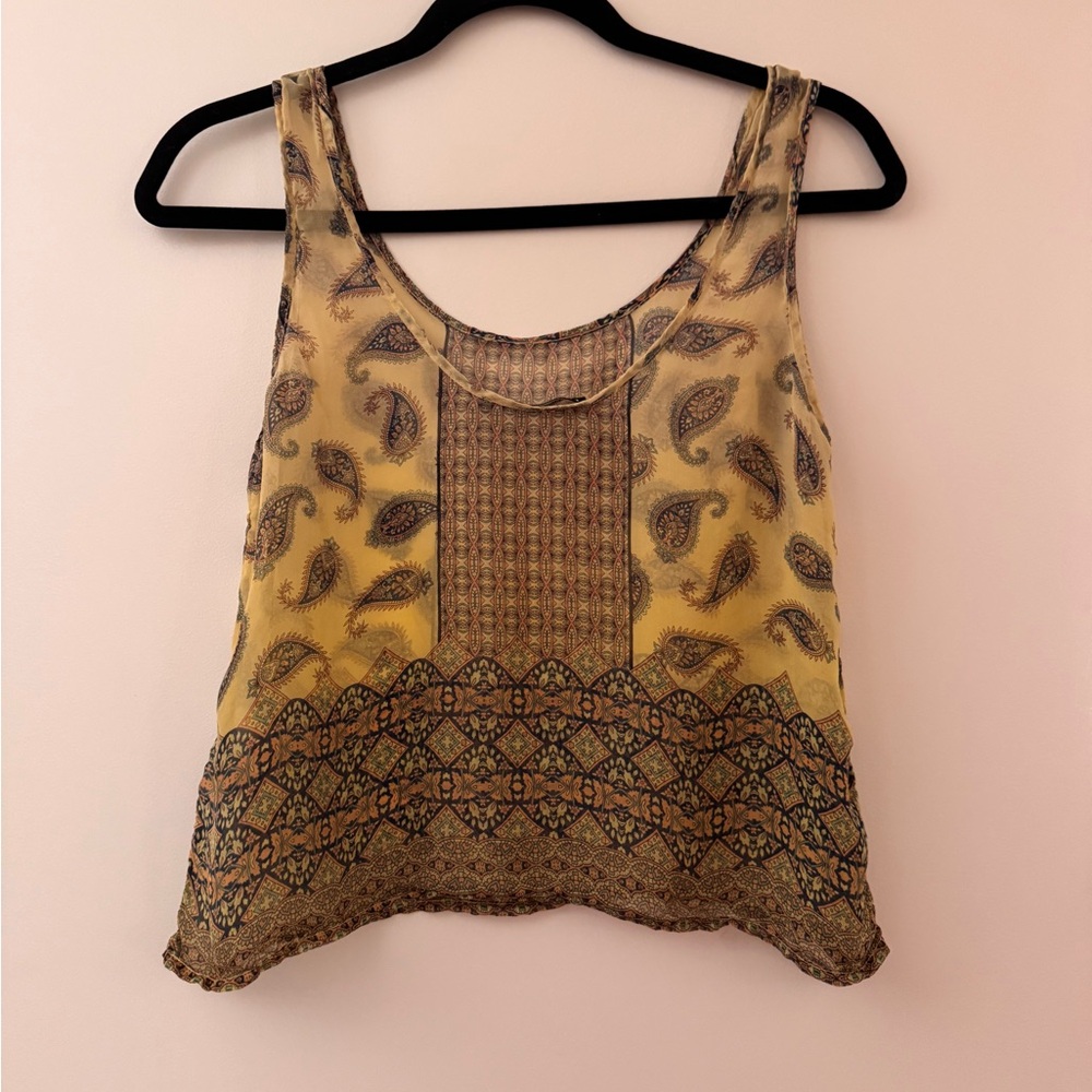Paisley Print Sleeveless Top